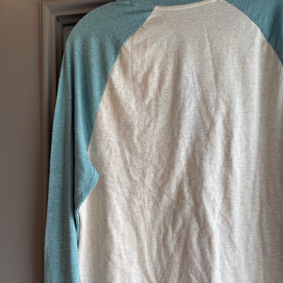 Old Navy Soft-Washed Color-Blocked Henley Shirt Size M Long Sleeve NWT neutral - Picture 5 of 14